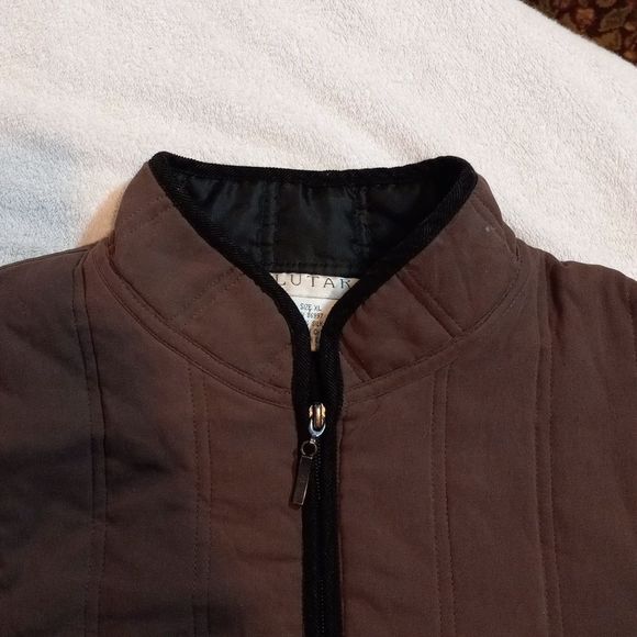 Vintage LUTAR Tan Black Lined Silk Coat - Picture 14 of 15